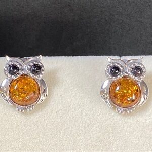 Lovely Amber Owl earrings Museum quality Amber w/black onyx eyes 925 SS Large